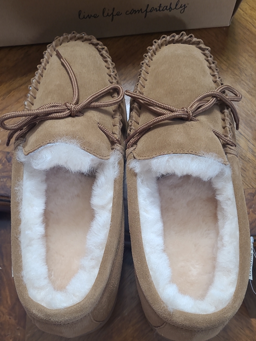 New in box! BearPaw Moc II Hickory Mens 11 Tan Suede Wool Cozy Moccasin Slippers - Picture 4 of 9